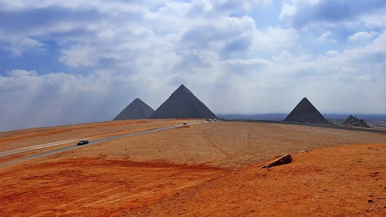 Giza pyramid, Giza, Egypt Travel Booking (6)
